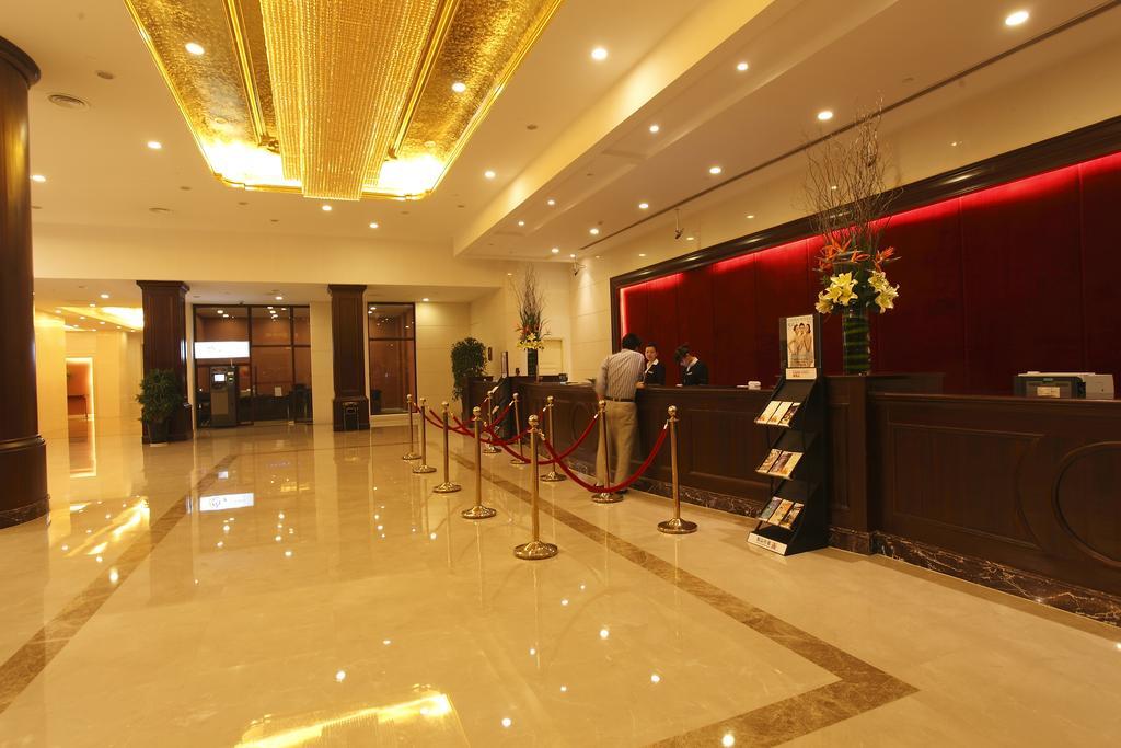Shanghai Eiffelton Hotel מראה חיצוני תמונה